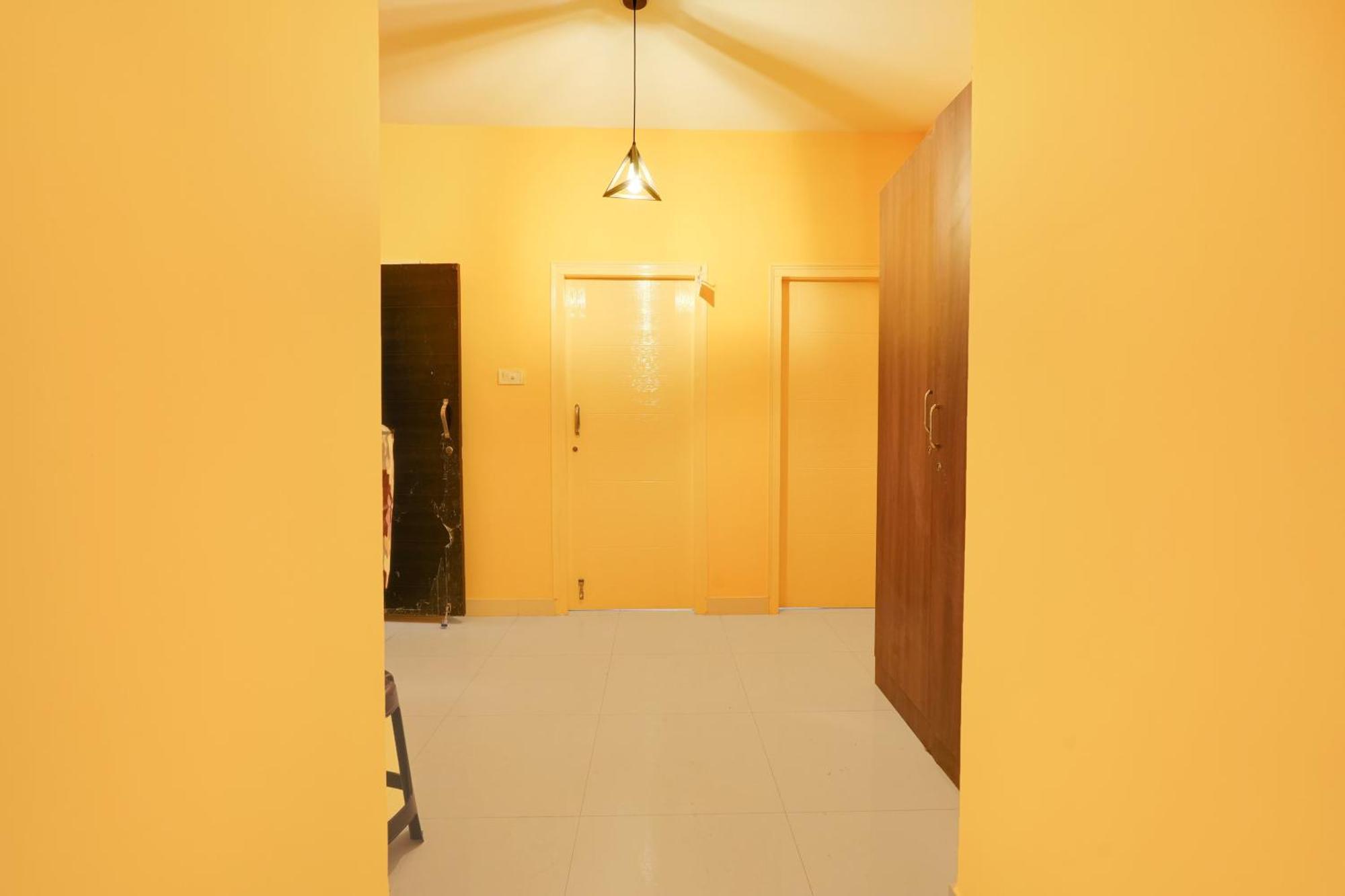 Collection O Veritas Grand Bangalore Exterior foto